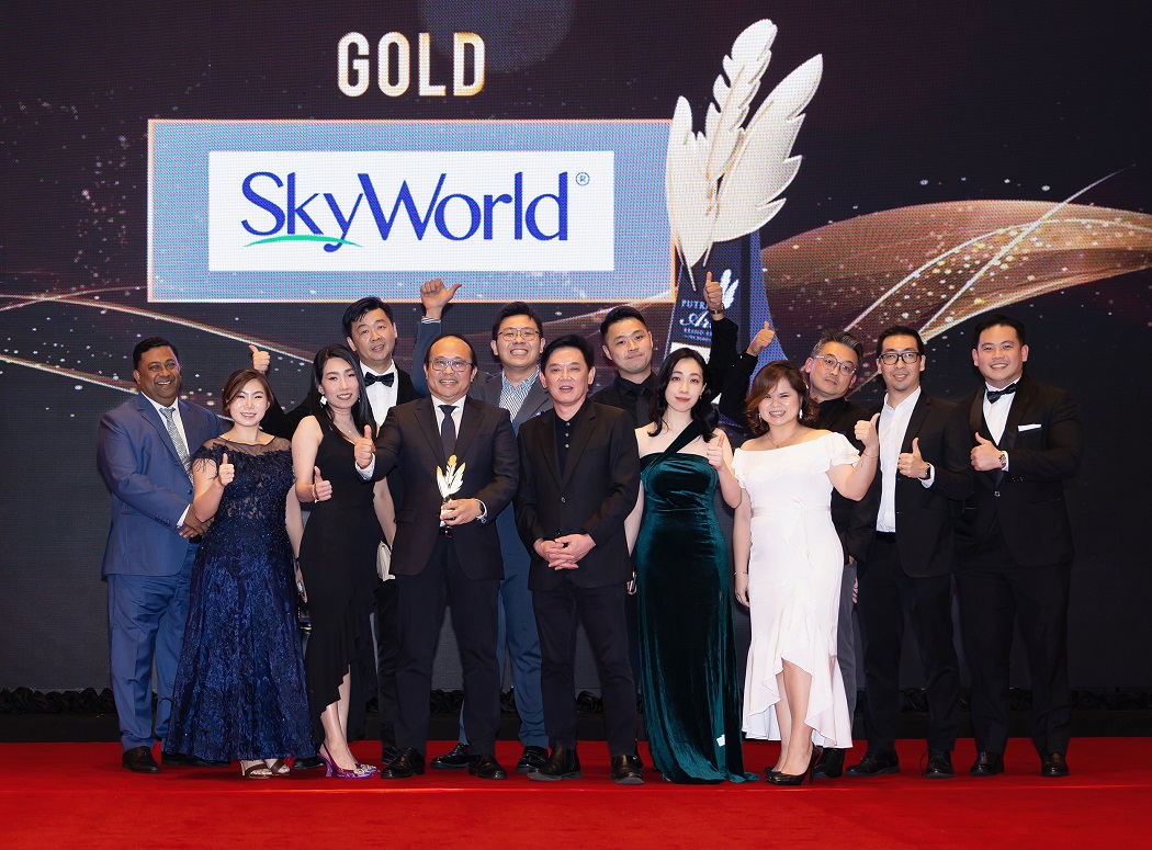 SkyWorld strikes gold at Putra Aria Brand Awards_65aa6b4c9d9ce.jpeg ...