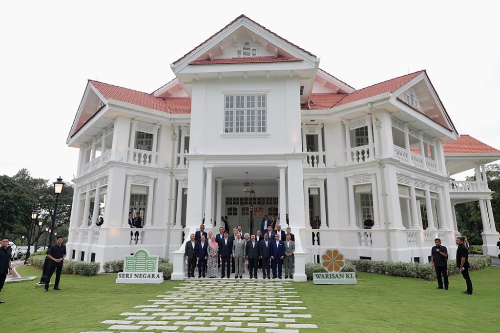 Seri Negara reopens, Anwar urges inclusive public
access